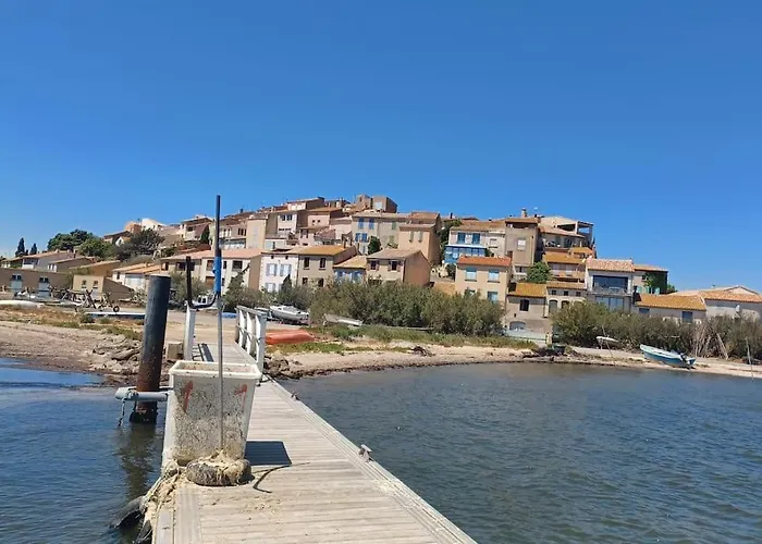 Vue De Reve Sur Lagune De *