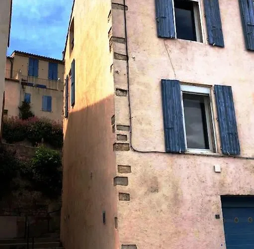 Vue De Reve Sur Lagune De Bages (Aude)