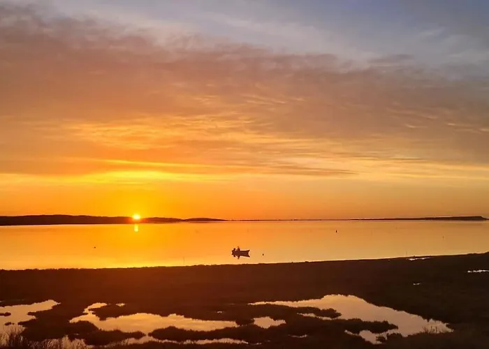 Vue De Reve Sur Lagune De *